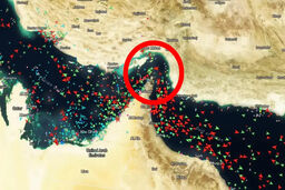 صف وحشتناک کشتی ها برای عبور از تنگه هرمز / باورتان نمی‌شود!