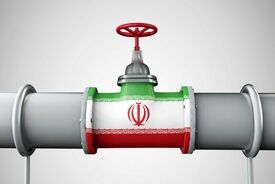 ایران تا چند ماه می‌تواند توقف صادرات نفت را تحمل کند؟