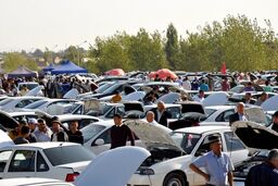 دلار بالا رفت خودرو ملی گران شد